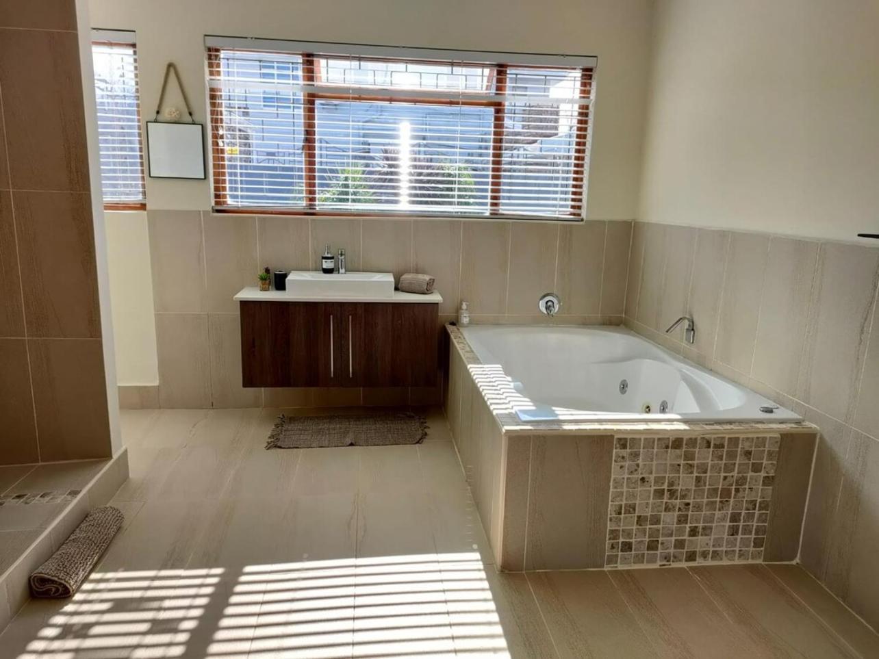 Villa Luxury Living On Westview Port Elizabeth Esterno foto