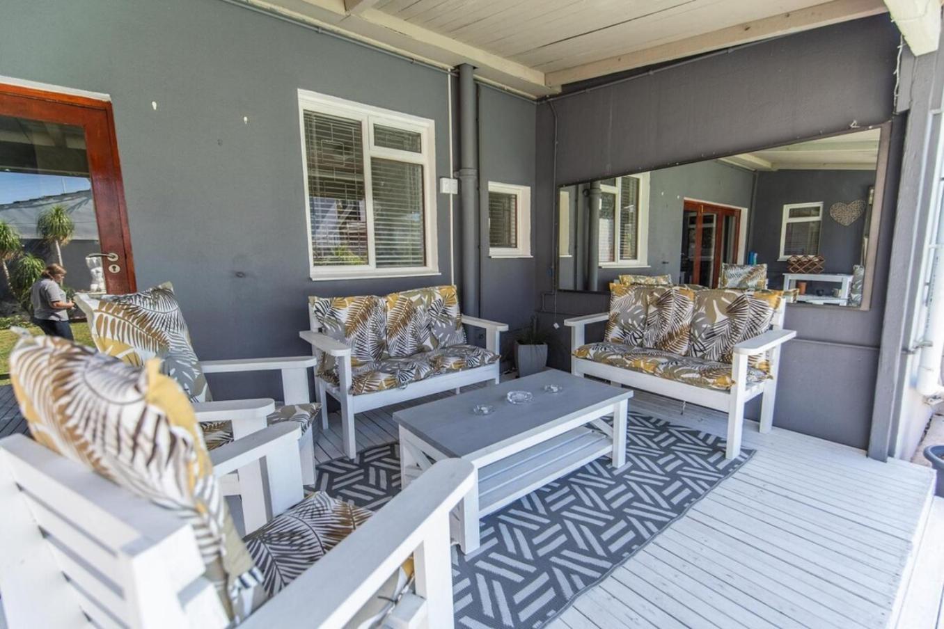 Villa Luxury Living On Westview Port Elizabeth Esterno foto